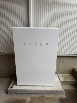 S様　テスラ「Powerwall（パワーウォール）」＆「ウォールコネクター」設置工事を行いました！画像01